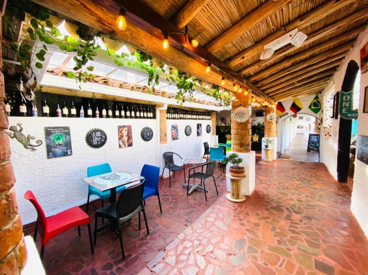 Club Aviva Guatavita - Hostel - Restaurante, Disco & Bar Buitenkant foto