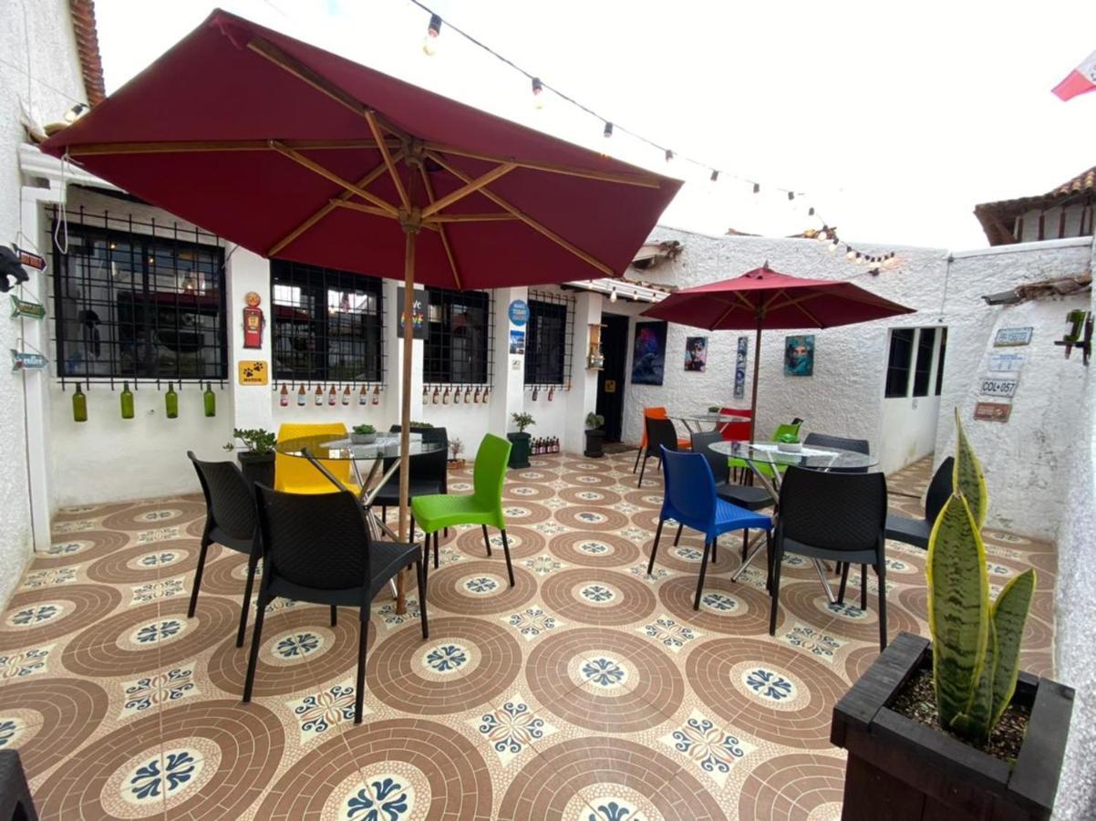 Club Aviva Guatavita - Hostel - Restaurante, Disco & Bar Buitenkant foto