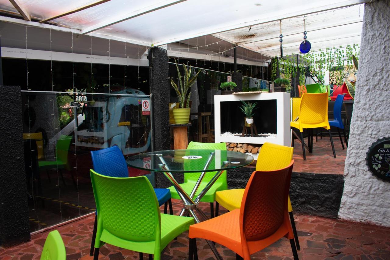 Club Aviva Guatavita - Hostel - Restaurante, Disco & Bar Buitenkant foto
